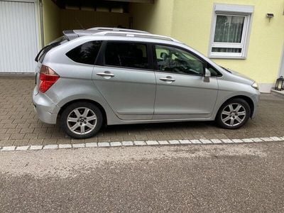 Honda FR-V