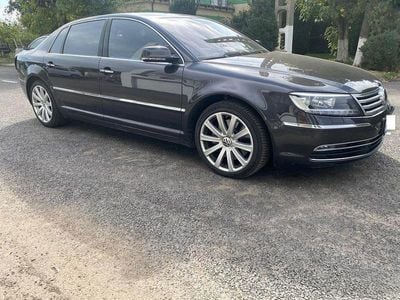 VW Phaeton