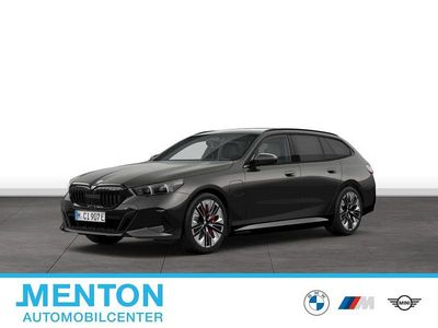 Second-hand BMW 550e M Sport 489 CP (359 kW) 2025 Gri Break