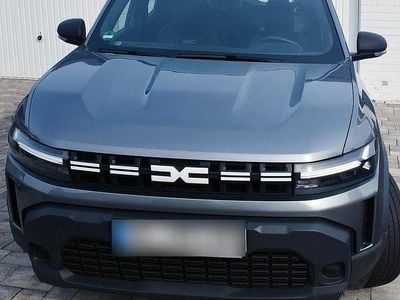 Second-hand Dacia Duster Essentiel 101 CP (74 kW) 2025 Gri SUV