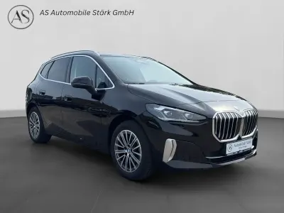 Gebraucht BMW 218 Active Tourer Luxury Line 136 PS (100 kW) 2024 Schwarz Van / Kleinbus