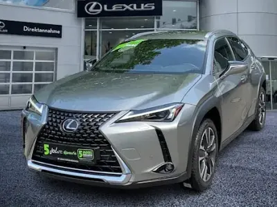 Gebraucht Lexus UX 250h 184 PS (135 kW) 2023 Weiß SUV
