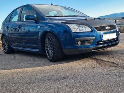 Używany Ford Focus Style 120 KM (88 kW) 2007 Niebieski Sedan/Limuzyna