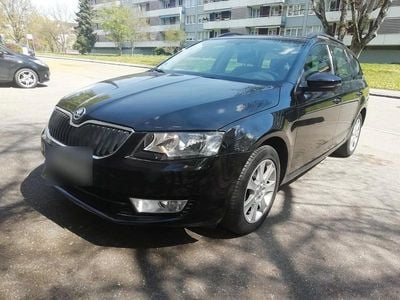 Usata Skoda Octavia 110 CV (80 kW) 2014 Nero Utilitaria