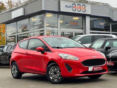 Rot Gebraucht 2017 Ford Fiesta Trend Kleinwagen | 7.490 € (Etwas zu teuer)