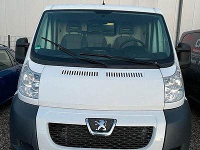 Gebraucht Peugeot Boxer 131 PS (96 kW) 2012 Weiß Van