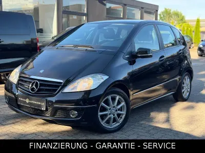 Gebraucht Mercedes A180 Edition 116 PS (85 kW) 2009 Schwarz Kleinwagen
