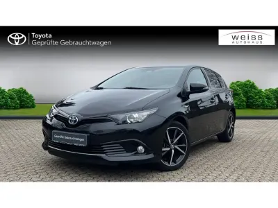 Gebraucht Toyota Auris Hybrid Team 136 PS (100 kW) 2018 Schwarz Limousine