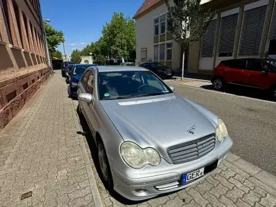 Gebraucht Mercedes C220 Classic 150 PS (110 kW) 2006 Limousine