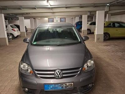 Grau Gebraucht 2006 VW Golf Plus Cross Goal Van / Kleinbus | 2.950 € (Guter Preis)