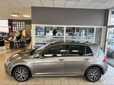 Grau Gebraucht 2016 VW Golf Allstar Limousine | 11.990 € (Fairer Preis)