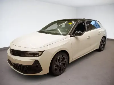 Gebraucht Opel Astra GSe 226 PS (166 kW) 2024 Lack weiss banquise/typ aussenverkleidung spiegel flach standard Kleinwagen