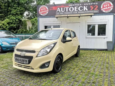 Używany Chevrolet Spark LT 68 KM (50 kW) 2014 Żółty Hatchback