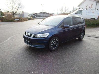 Atlanticbluemetallic Gebraucht 2020 VW Touran United Van / Kleinbus | 19.990 € (Guter Preis)