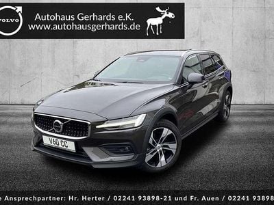 Gebraucht Volvo V60 CC Ultimate 197 PS (144 kW) 2024 Grau Kombi