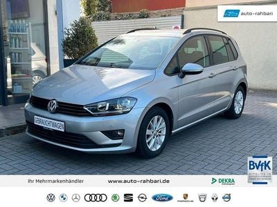 Usata VW Golf Sportsvan Trendline 110 CV (80 kW) 2015 Argento Monovolume