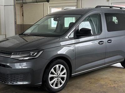 Gebraucht VW Caddy Maxi Life 122 PS (89 kW) 2022 Grau Van / Kleinbus