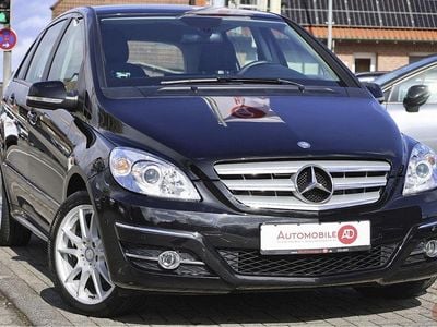 Usata Mercedes B200 136 CV (100 kW) 2011 Nero Monovolume