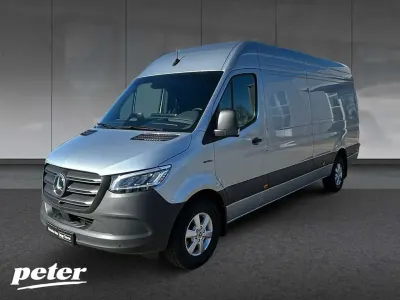 Gebraucht Mercedes 320 150 kW (204 PS) 2024 Silber Van / Kleinbus