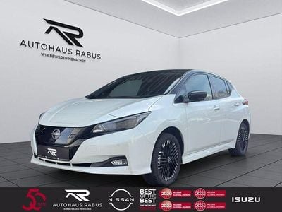 Gebraucht Nissan Leaf Tekna 160 kW (218 PS) 2023 Pearl white pearleffekt/dach black met (metallic) Kleinwagen