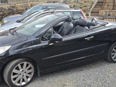 Gebraucht Peugeot 207 CC Sport 120 PS (88 kW) 2007 Schwarz Cabrio