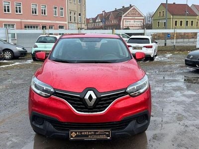 Rot Gebraucht 2017 Renault Kadjar Life SUV | 10.500 € (Guter Preis)