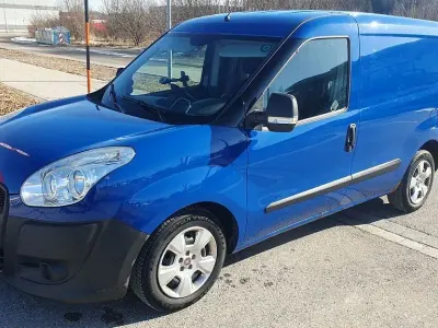 Brugt Fiat Doblò 90 HK (66 kW) 2012 Blå MPV