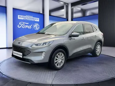 Gebraucht Ford Kuga Titanium 225 PS (165 kW) 2024 Silber SUV