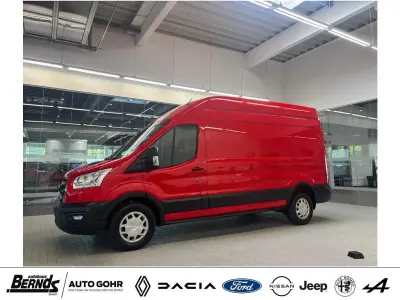 Gebraucht Ford Transit Trend 131 PS (96 kW) 2022 Race red Van