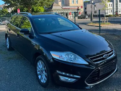 Gebraucht Ford Mondeo Titanium 163 PS (119 kW) 2012 Schwarz Kombi