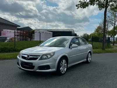 Gebraucht Opel Vectra GTS 155 PS (114 kW) 2006 Silber Limousine