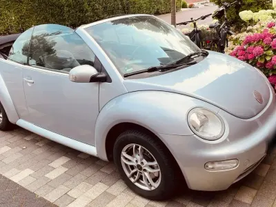 Gebraucht VW New Beetle 103 PS (75 kW) 2003 Silber Kleinwagen