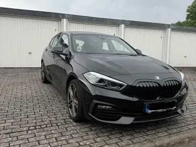 Gebraucht BMW 118 150 PS (110 kW) 2021 Schwarz Limousine