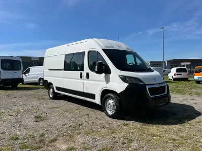 Gebraucht Peugeot Boxer 165 PS (121 kW) 2021 Weiß Van