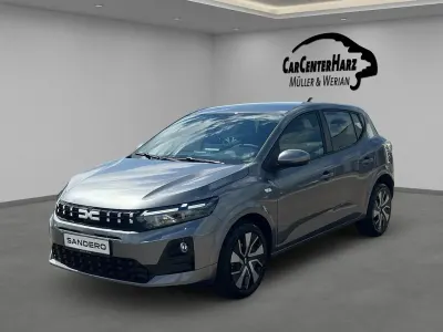 Neu Dacia Sandero Expression 101 PS (74 kW) 2026 Grau Limousine