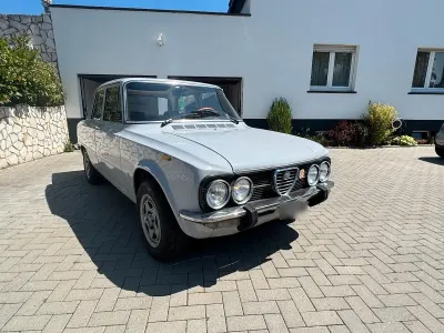 Gebraucht Alfa Romeo Giulia 1300 Super 89 PS (65 kW) 1975 Weiß Limousine