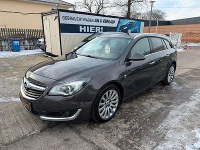 Gebraucht Opel Insignia 131 PS (96 kW) 2015 Phantom/rocky/asteroid grey Kombi