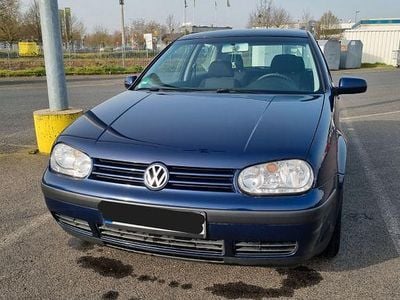 Gebraucht VW Golf IV 75 PS (55 kW) 2001 Blau Limousine