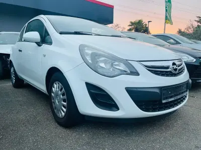Używany Opel Corsa Selection 69 KM (50 kW) 2014 Biały Hatchback