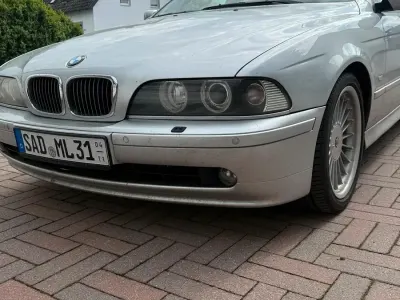 Używany BMW 520 M Sport 136 KM (100 kW) 2001 Srebrny Sedan/Limuzyna