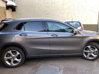 Mercedes GLA200