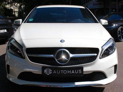 Usata Mercedes A180 122 CV (89 kW) 2016 Bianco Berlina