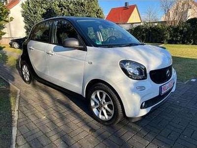 Second-hand Smart ForFour Electric Drive 60 kW (82 CP) 2018 Negru Hatchback