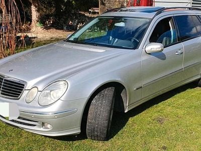Mercedes E320