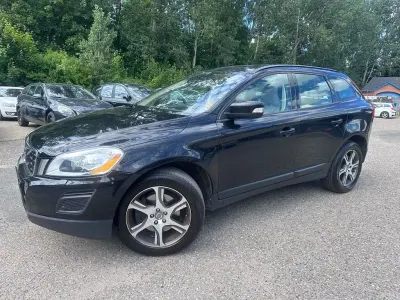 Gebraucht Volvo XC60 Kinetic 215 PS (158 kW) 2011 Schwarz SUV