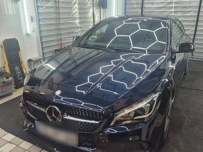 Gebraucht Mercedes CLA220 Shooting Brake Edition 177 PS (130 kW) 2017 Blau Kombi