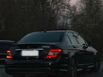 Brugt Mercedes C320 AMG 300 HK (220 kW) 2007 Sort Sedan