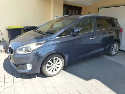Gebraucht Kia Carens DREAM-TEAM Edition 141 PS (103 kW) 2015 Blau Van / Kleinbus