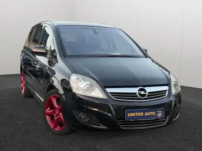 Gebraucht Opel Zafira Innovation 140 PS (102 kW) 2010 Schwarz Van / Kleinbus