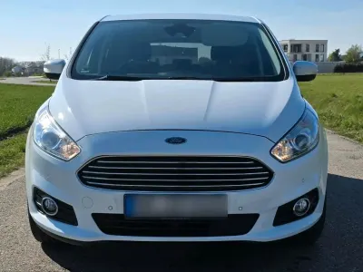 Gebraucht Ford S-MAX S 185 PS (136 kW) 2013 Weiß Van / Kleinbus